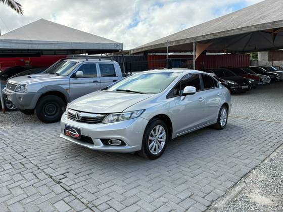 HONDA CIVIC 1.8 LXL SE 16V FLEX 4P AUTOMÁTICO
